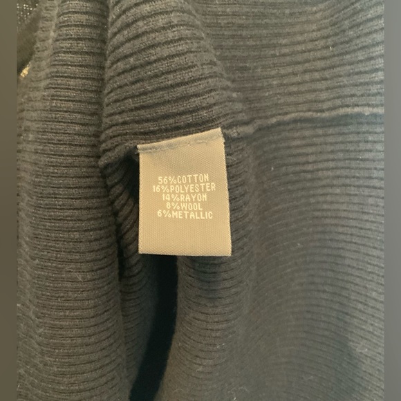 Kenneth Cole Reaction Lightweights V Neck Sweater - Size M - Picture 4 of 4